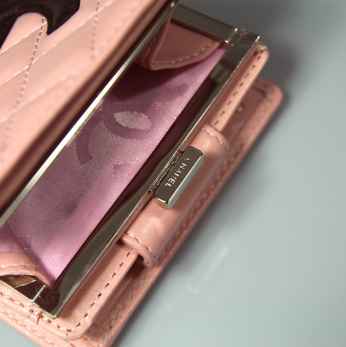 Fake Chanel mini Bi-Fold Wallets A26720 Black CC Logo Pink Leather Online
